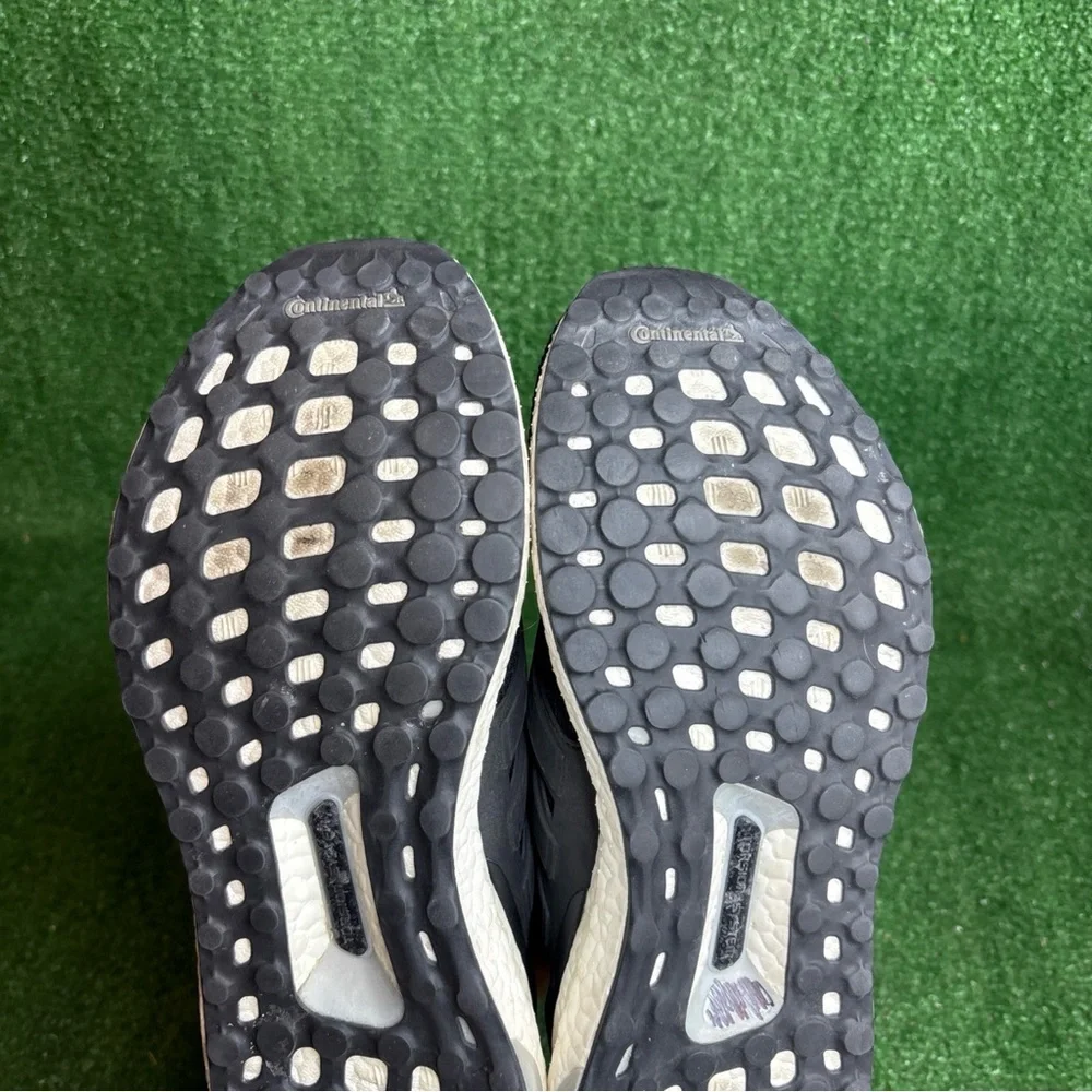 Adidas UltraBoost 4.0 Women's Size 10 Running‎ Shoes Core Black